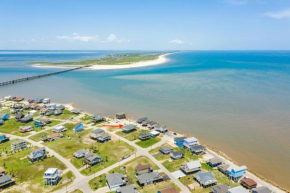 Driftwood Dreams - Elevated Water Views Galore, Fenced Yard, Stunning Decor!